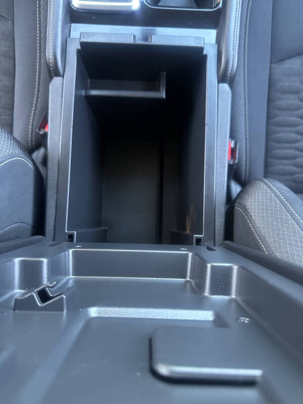 2022 Nissan Pathfinder S