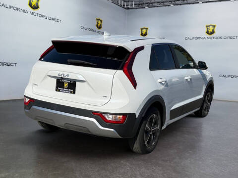 2024 Kia Niro LX