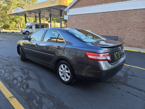 2010 Toyota Camry LE