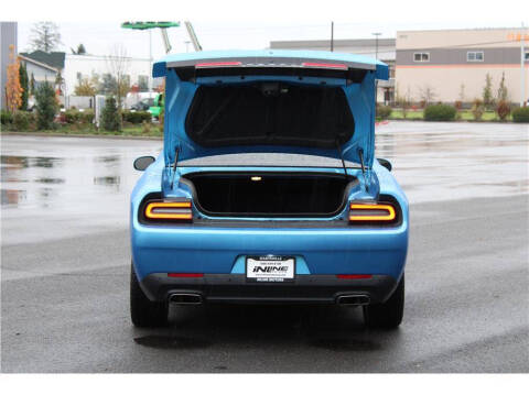 2015 Dodge Challenger SXT Plus