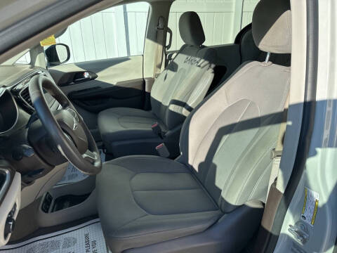 2017 Chrysler Pacifica Touring