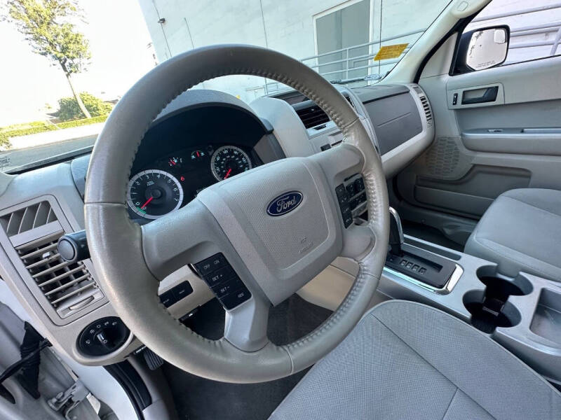 2011 Ford Escape Hybrid