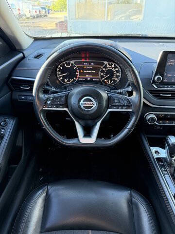 2021 Nissan Altima 2.5 SR