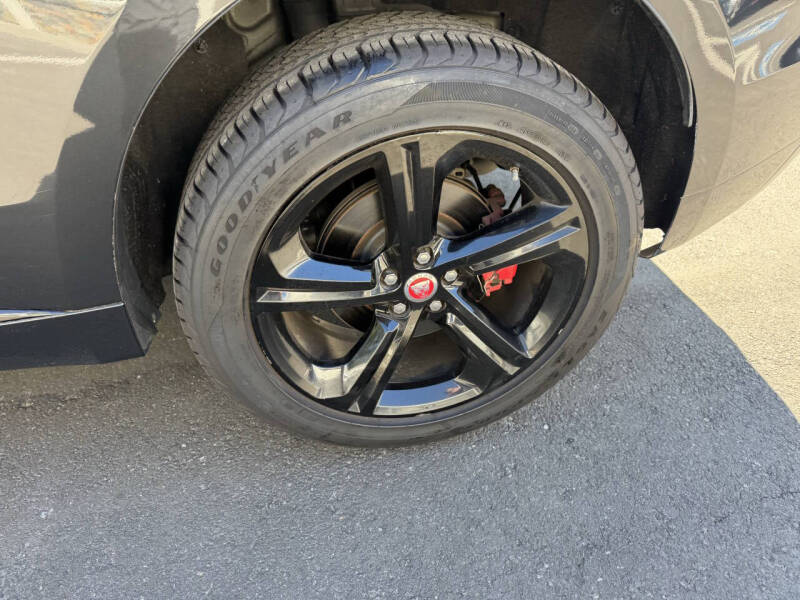 2018 Jaguar F-PACE S