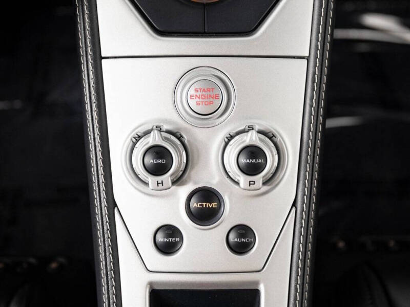 2012 McLaren MP4-12C