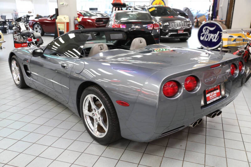 2003 Chevrolet Corvette