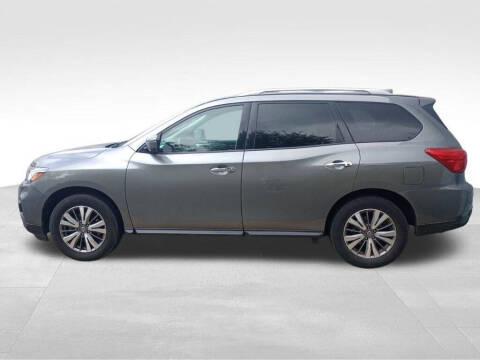 2020 Nissan Pathfinder SL