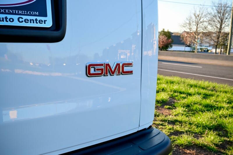 2024 GMC Savana 2500