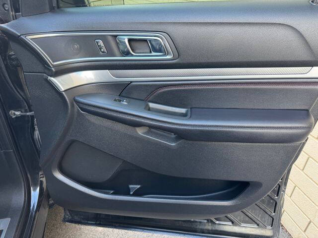 2018 Ford Explorer Sport