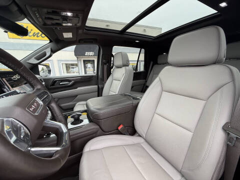 2025 GMC Yukon Elevation