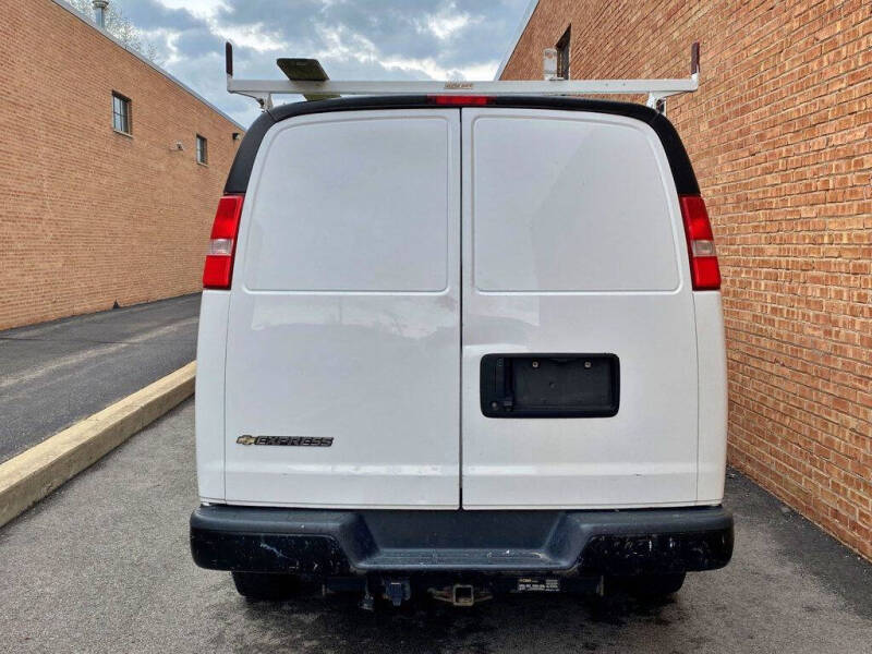 2019 Chevrolet Express 2500