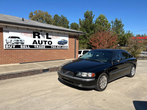 2003 Volvo S60 for sale at R & L Autos in Salisbury NC