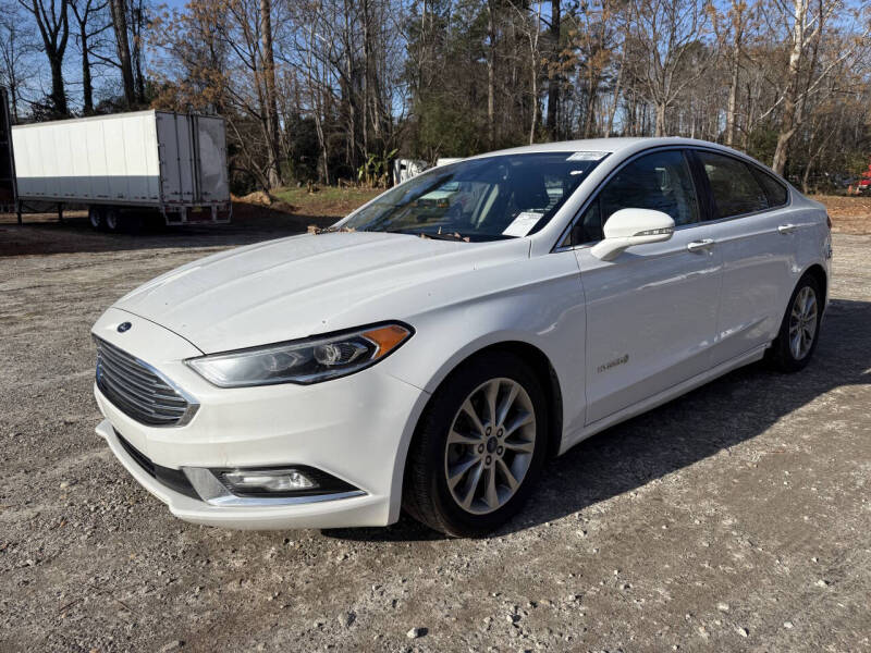 2017 Ford Fusion Hybrid SE's photo
