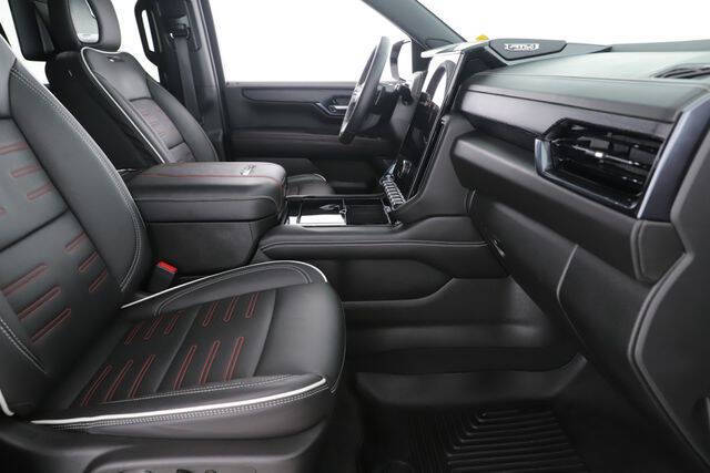 2025 GMC Yukon AT4 Ultimate
