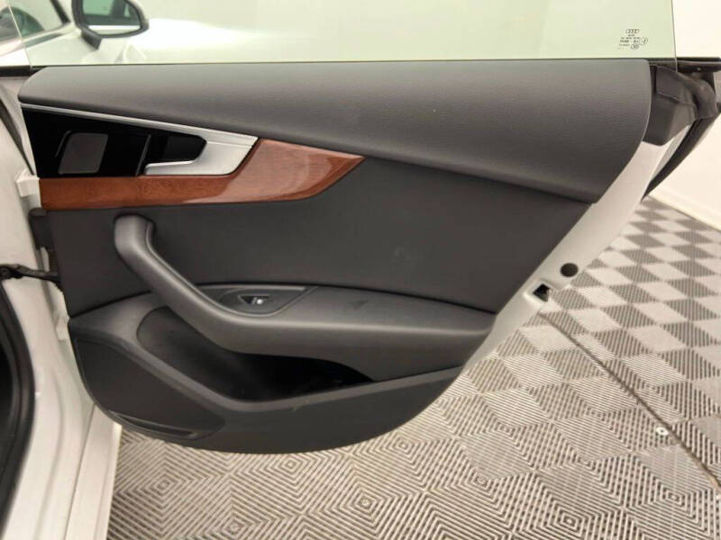 2022 Audi A5 Sportback quattro Premium 40 TFSI