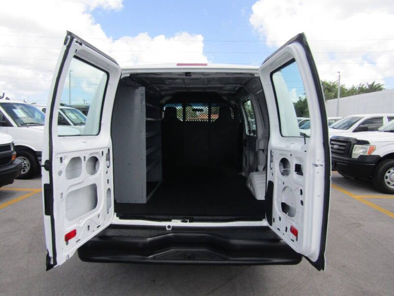 2011 Ford E-Series E-150