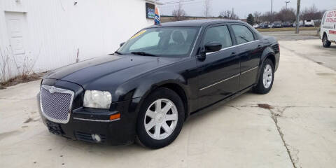 2005 Chrysler 300 for sale at D-OLEO AUTO SALES in Wilmington IL