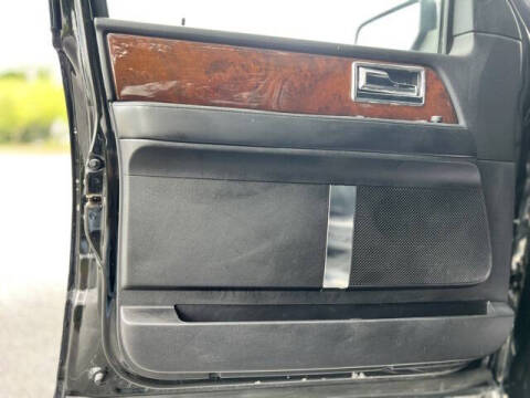 2017 Lincoln Navigator L Select