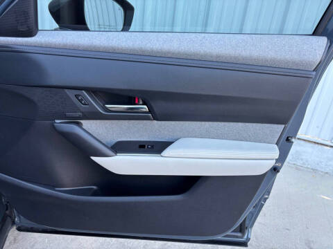 2022 Mazda MX-30 EV Premium Plus