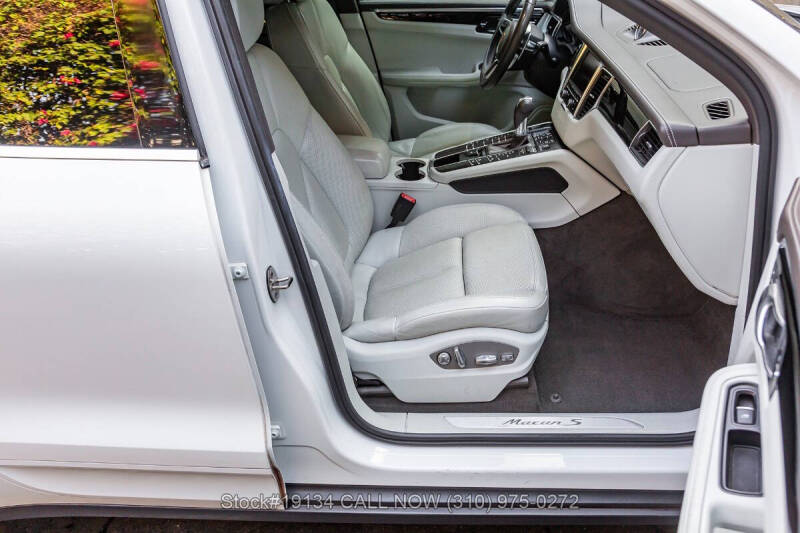 2015 Porsche Macan S