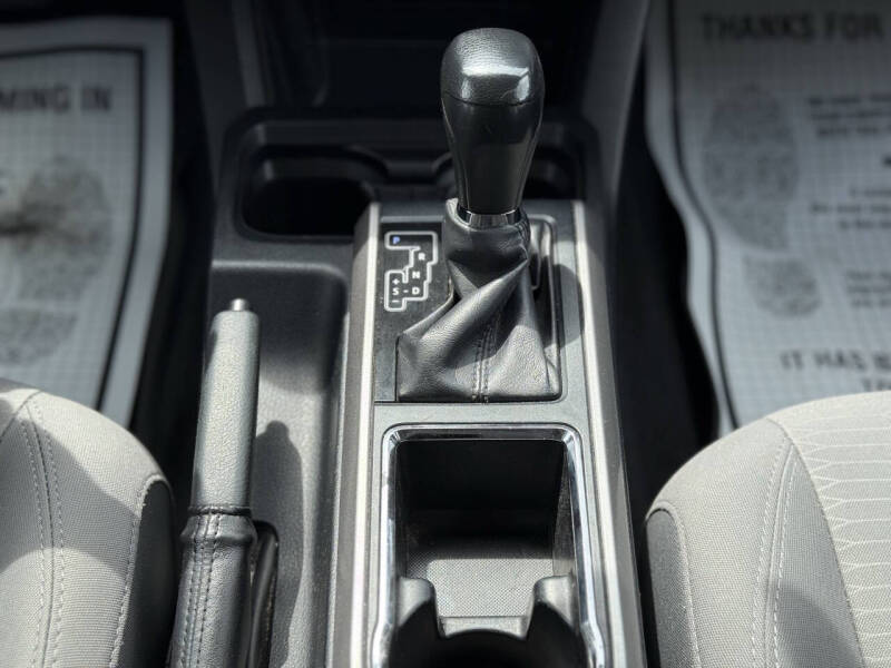 2017 Toyota Tacoma SR5 V6