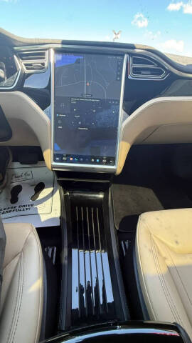 2015 Tesla Model S