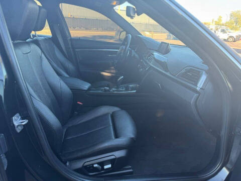 2018 BMW 3 Series 330i