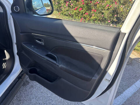 2013 Mitsubishi Outlander Sport SE