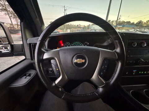 2017 Chevrolet Express 2500