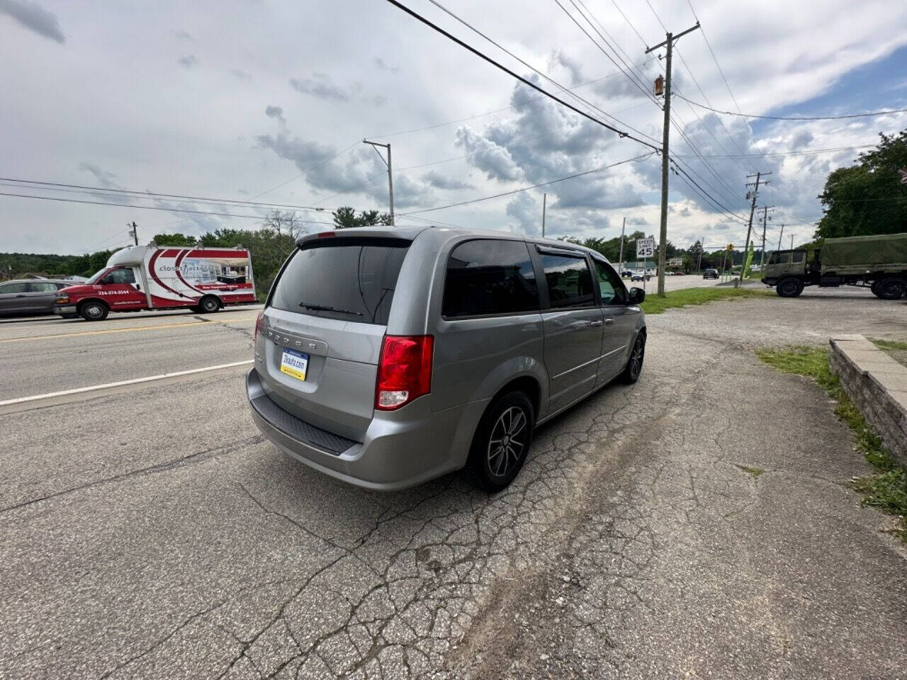 2014 Dodge Grand Caravan for sale at 2k Auto in Jeannette, PA