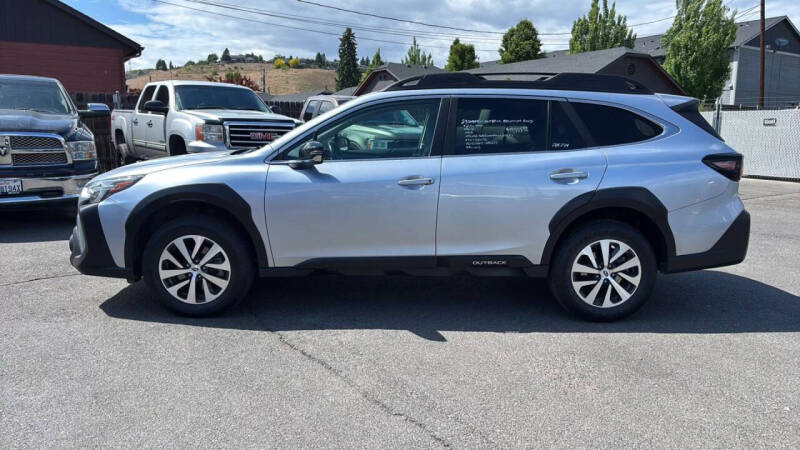 2023 Subaru Outback Premium