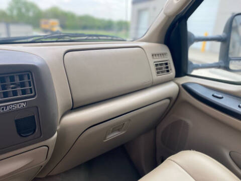 2005 Ford Excursion Limited