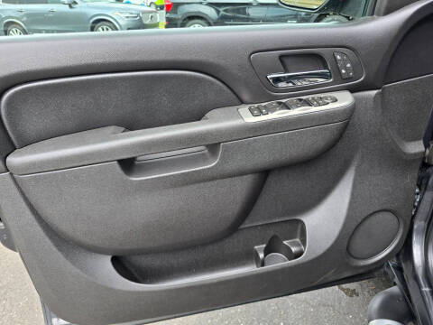 2011 Chevrolet Avalanche LT