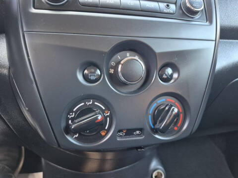 2017 Nissan Versa 1.6 S Plus