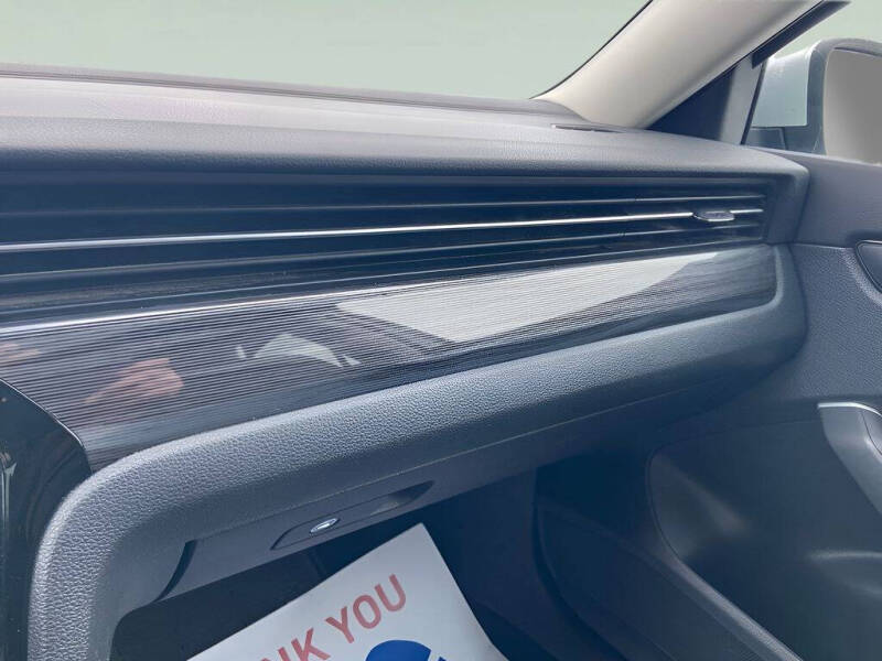 2020 Volkswagen Passat R-Line