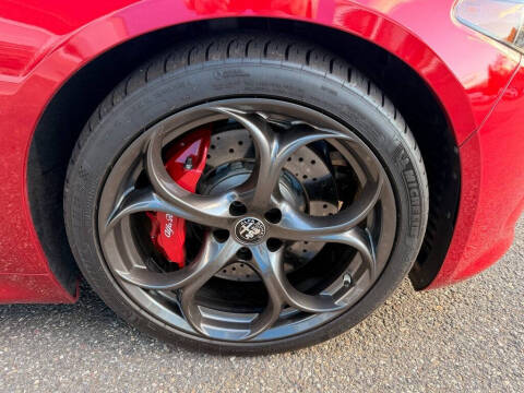 2024 Alfa Romeo Giulia Quadrifoglio