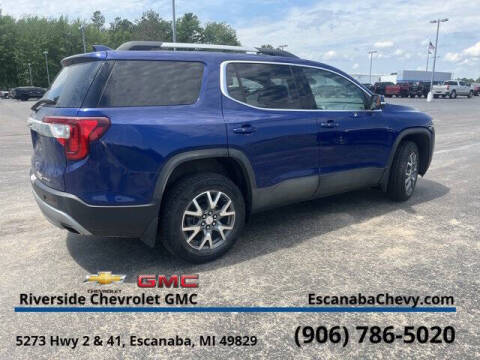 2023 GMC Acadia SLT