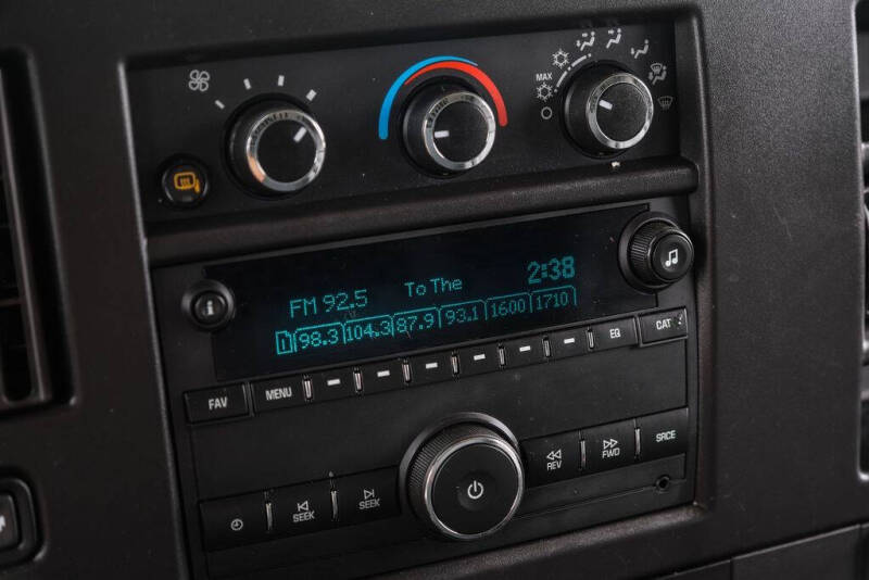 2022 GMC Savana 2500