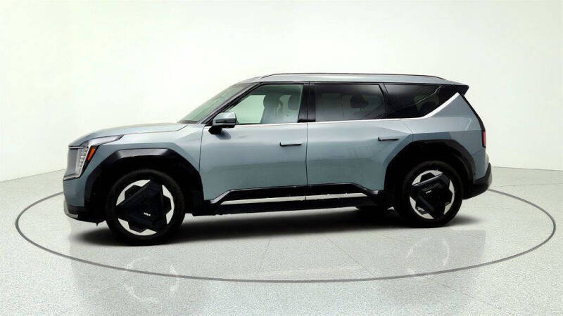 2024 Kia EV9 Land