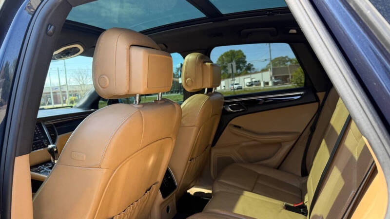 2018 Porsche Macan