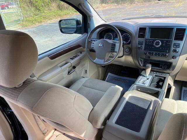 2012 Nissan Armada