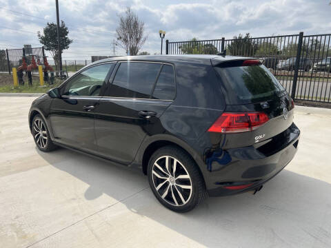 2016 Volkswagen Golf TSI SE