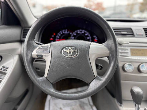 2010 Toyota Camry LE