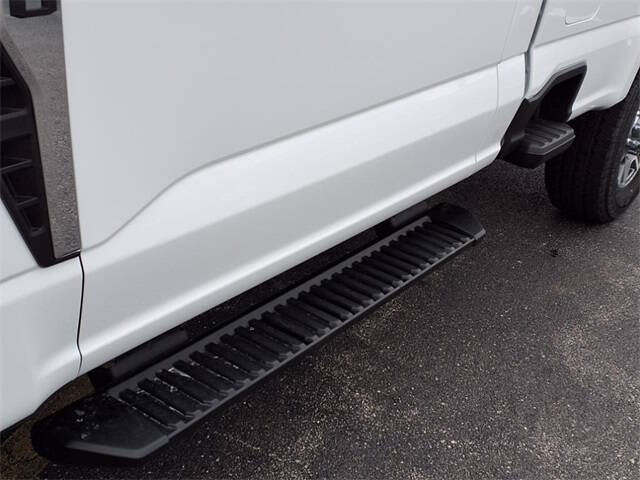 2025 Ford F-350 Super Duty XLT