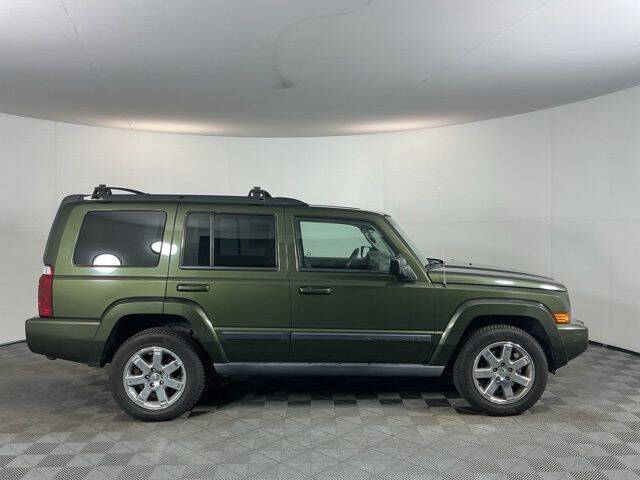 2007 Jeep Commander Sport