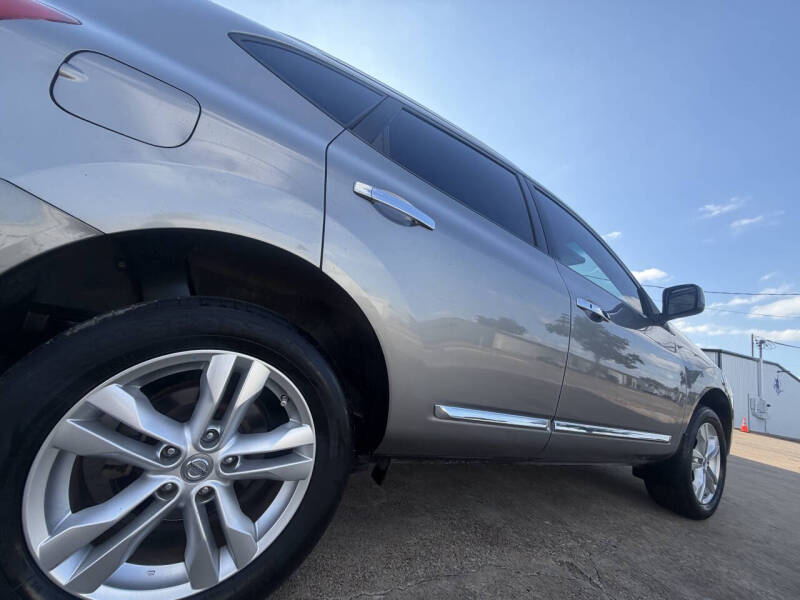 2013 Nissan Rogue SV