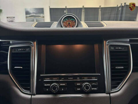 2015 Porsche Macan S