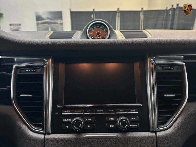 2015 Porsche Macan S