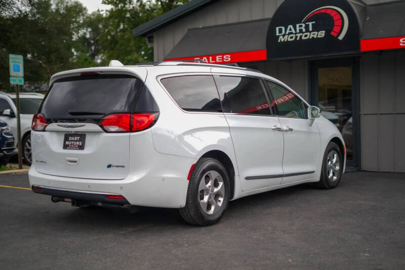 2018 Chrysler Pacifica Hybrid Limited
