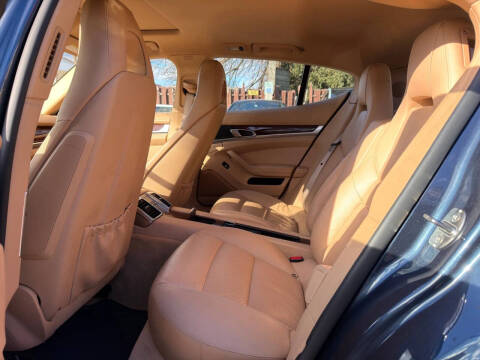 2011 Porsche Panamera